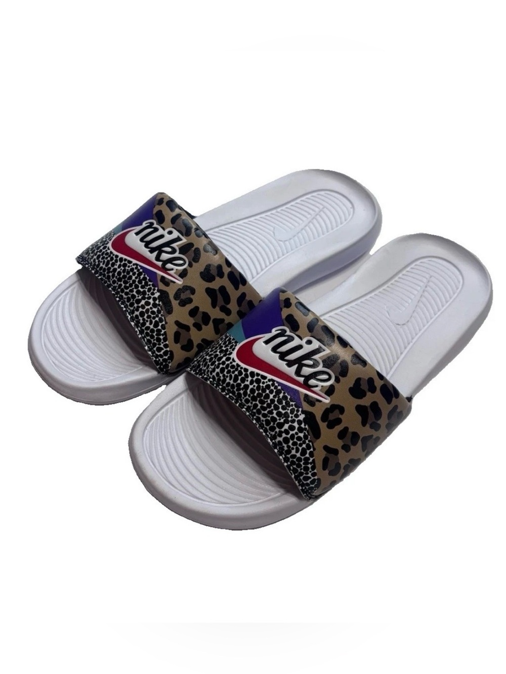 Nike Victori One CN9676-104 Leopard Multi Color Slides Sandals Women’s Size 9